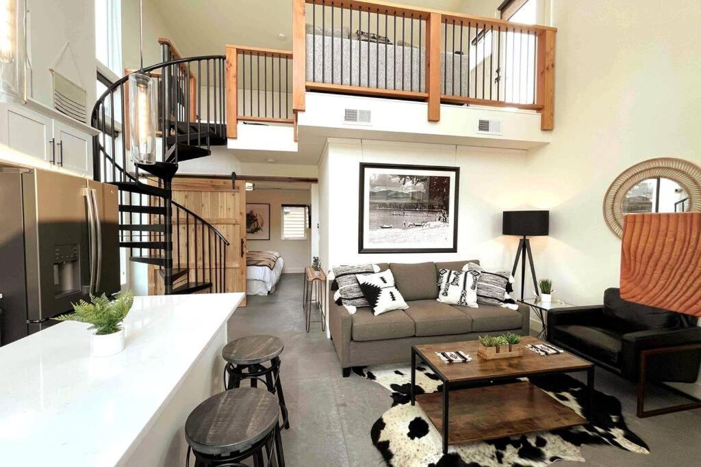 Brand New Upscale Home- Best Location! Whitefish Eksteriør billede