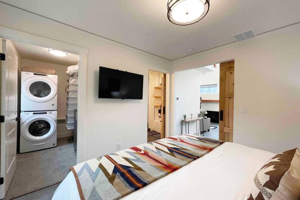 Brand New Upscale Home- Best Location! Whitefish Eksteriør billede