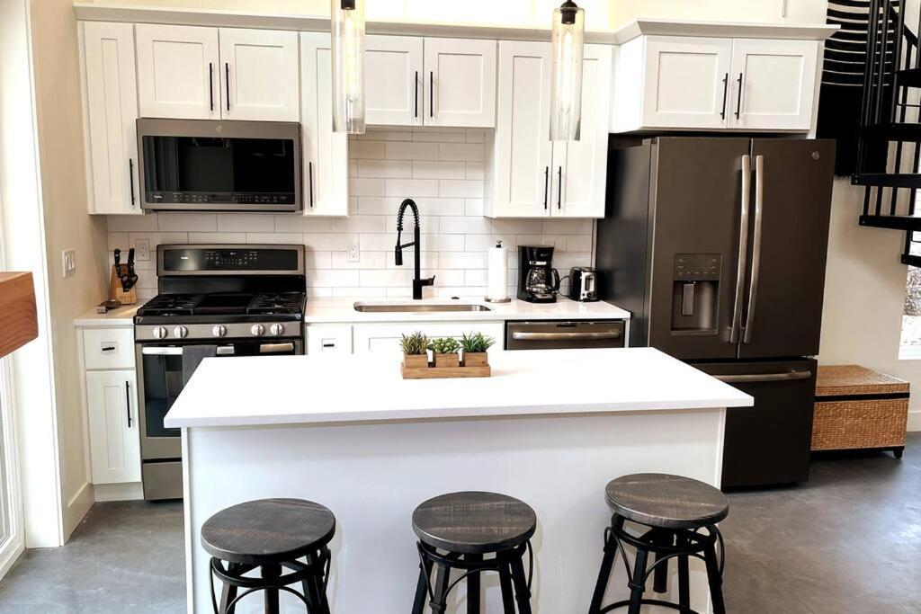 Brand New Upscale Home- Best Location! Whitefish Eksteriør billede